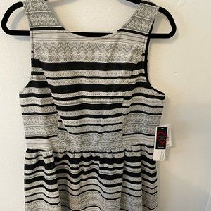 NWT Kensie Black and White Dress Size L